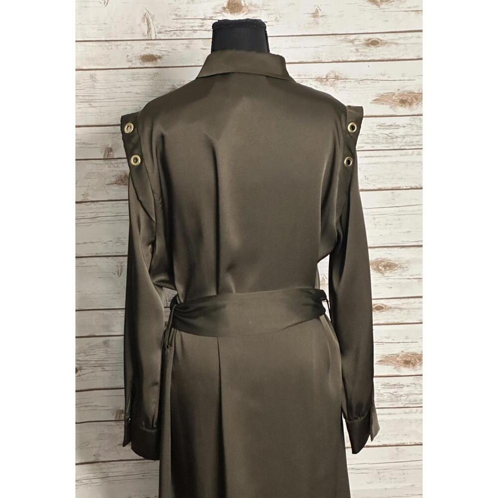 Zara olive green satin grommet detail belted Ring Trim maxi shirtdress Size M - Picture 13 of 13